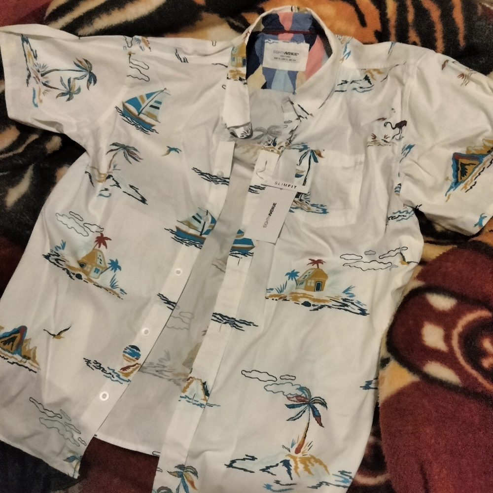 Nice Summer Mens Shirt by Eight avenue Size L. Brand New w/ Orig.Tags